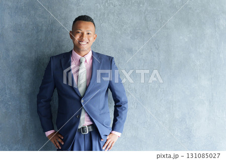 黒人男性ビジネスマン 131085027