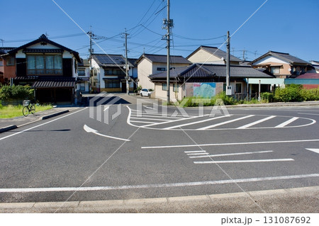 島根県揖屋駅前の風景 131087692