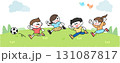 公園でサッカーをする子供たちのイラスト 131087817
