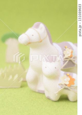 干支 かわいい馬の親子(ソフトフィルターバージョン) 干支 かわいい馬の親子(ソフトフィルターバージョン) 131089683