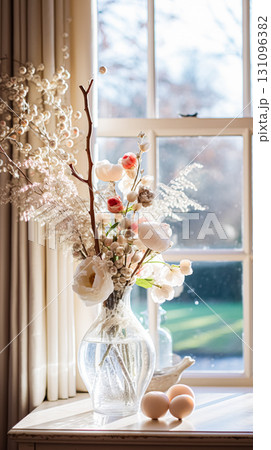 Beautiful bouquet of flowers in a vase. Floral arrangement Beautiful bouquet of flowers in a vase. Floral arrangement 131096382