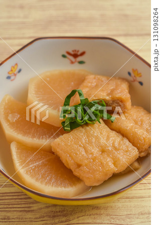 お揚げと大根の煮物 お揚げと大根の煮物 131098264