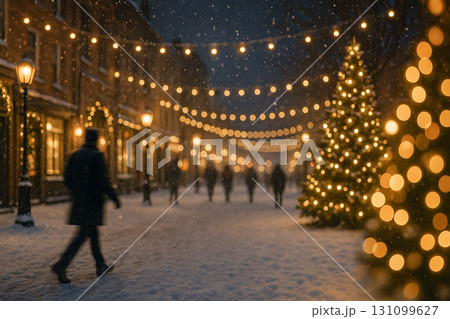 冬の街並みとクリスマスイルミネーションの夜景 冬の街並みとクリスマスイルミネーションの夜景 131099627
