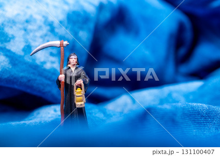 Grim Reaper Figurine with Scythe and Lantern Grim Reaper Figurine with Scythe and Lantern 131100407