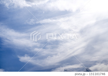 秋の空 青空 空 晴れ 9月 素材 131101746