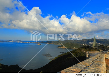 【兵庫県】戦没学徒記念塔と大鳴門橋 131103139