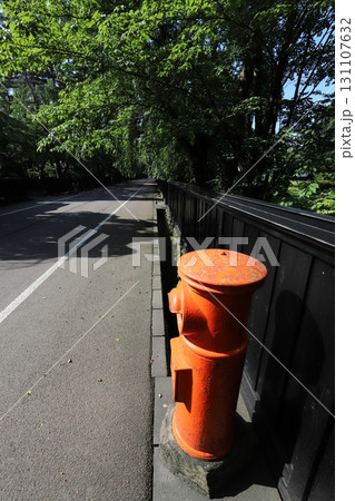 秋田　仙北　丸ポストのある風景（角館重伝建地区） 131107632