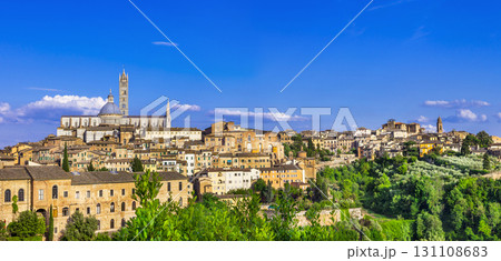 Landmarks of Italy - panorama of Siena, Tuscany 131108683