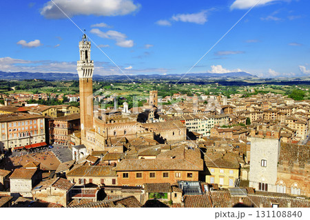 Siena, Tuscany, view of piazza del campo Siena, Tuscany, view of piazza del campo 131108840