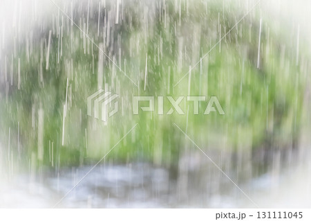 激しく降る雨のイメージ 131111045