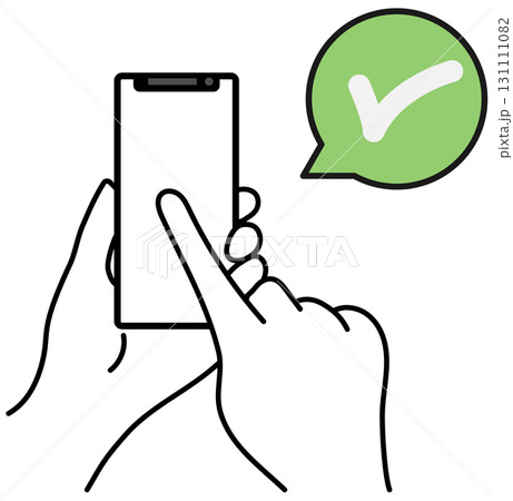 スマホを操作する手 131111082