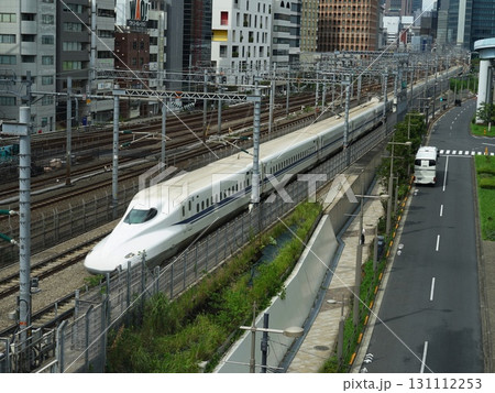 浜松町を通過する新幹線　9月中央866浜松町を走る新幹線 131112253
