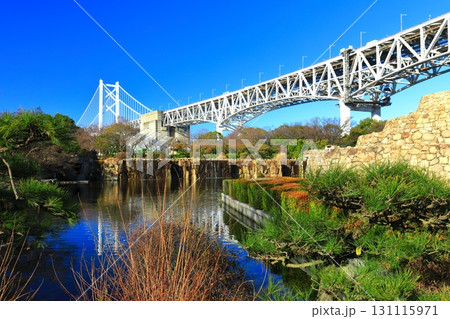 【香川県】快晴の瀬戸大橋(瀬戸大橋記念公園) 【香川県】快晴の瀬戸大橋(瀬戸大橋記念公園) 131115971