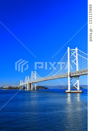 【香川県】快晴の瀬戸大橋（瀬戸大橋記念公園） 131115989