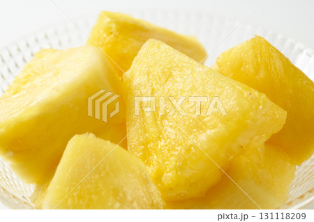 カットフルーツ(パイナップル)のイメージ カットフルーツ(パイナップル)のイメージ 131118209