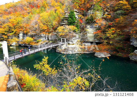 絶景! 紅葉する塔のへつり/福島県 下郷町 絶景! 紅葉する塔のへつり/福島県 下郷町 131121408