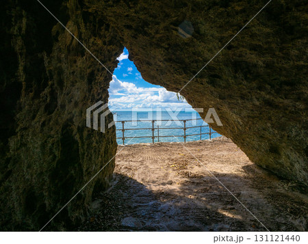 石垣島　サビチ洞（海に抜ける鍾乳洞） 131121440