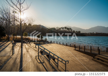 Lakeside wooden deck at Yeongrang Lake, Sokcho, South Korea 131122373