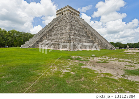 Temple of Kukulcan at Chichen Itza Temple of Kukulcan at Chichen Itza 131125884