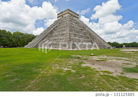 Temple of Kukulcan at Chichen Itza Temple of Kukulcan at Chichen Itza 131125885
