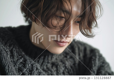 美容院でヘアカラーした男性・ヘアスタイル 131128887