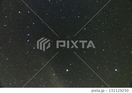 冬の星空　北斗七星と春の大曲線 131129250