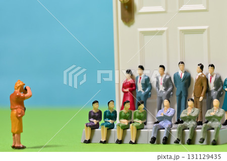 ビジネス 集合写真 新入社員 入社式 ビジネス 集合写真 新入社員 入社式 131129435