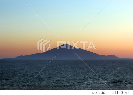 道北のビュースポット 夕日が丘駐車場から望む利尻島 夕日が丘パーキング 利尻富士 道北のビュースポット 夕日が丘駐車場から望む利尻島 夕日が丘パーキング 利尻富士 131130165