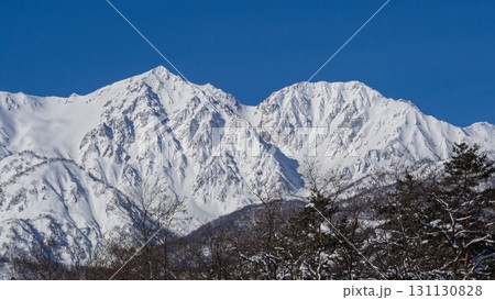 真冬の北アルプス 長野県白馬村 真冬の北アルプス 長野県白馬村 131130828