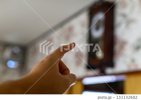 時間です 131132682