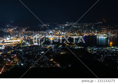 世界新三大夜景　長崎夜景　稲佐山山頂展望台からの眺望 131133273