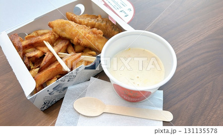 フィッシュアンドチップスとクラムチャウダー フィッシュアンドチップスとクラムチャウダー 131135578