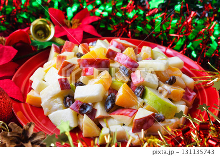 メキシコ　クリスマスのリンゴのサラダ　Ensalada de manzana navideña 131135743