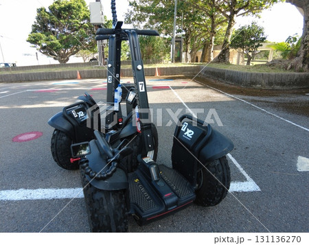 石垣島　民家　八重山　沖縄石垣島　民家　八重山　沖縄　セグウェイ　バンナ公園 131136270