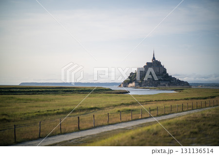 夕焼けのモンサンミッシェル3 夕焼けのモンサンミッシェル3 131136514