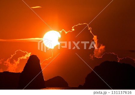 五島灘、角力灘、大角力の夕景 五島灘、角力灘、大角力の夕景 131137616