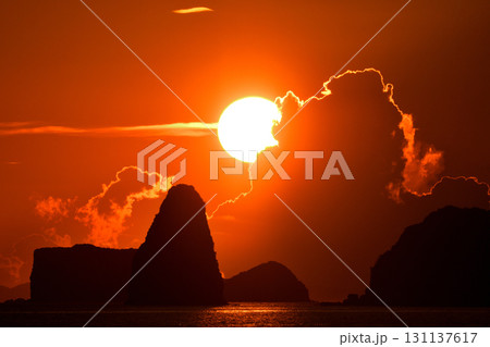 五島灘、角力灘、大角力の夕景 131137617