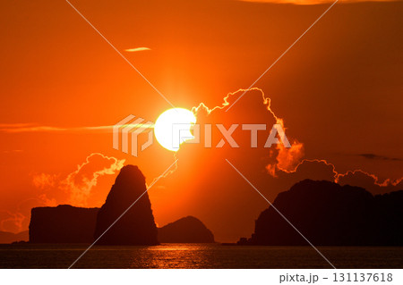 五島灘、角力灘、大角力の夕景 131137618