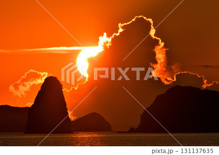 五島灘、角力灘、大角力の夕景 131137635