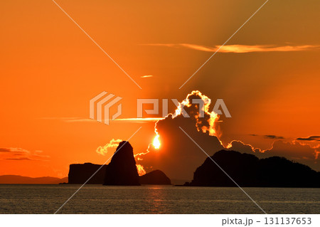 五島灘、角力灘、大角力の夕景 131137653