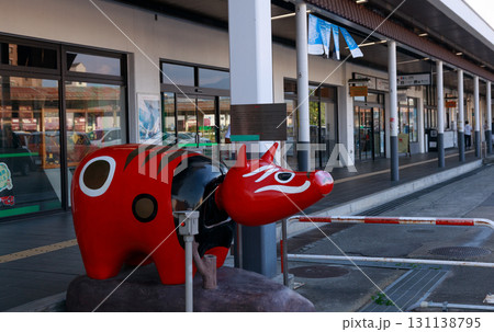 赤べこと会津若松駅 赤べこと会津若松駅 131138795