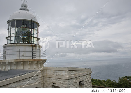 海の京都　曇天の空と経ヶ岬灯台と日本海6 131140994