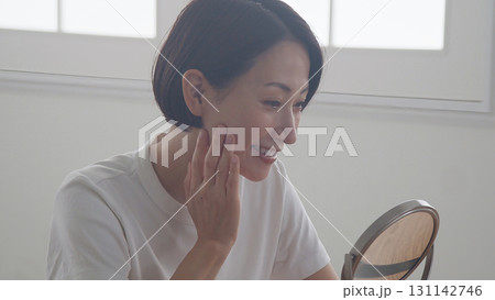 美容 肌年齢 健康イメージ  131142746