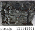ガンダーラの東にあり交易路の要衝タキシラにある博物館に展示されるお釈迦様の涅槃を表した小彫刻 131143591