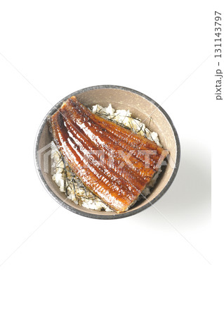 鰻丼を白背景で単品撮影 鰻丼を白背景で単品撮影 131143797