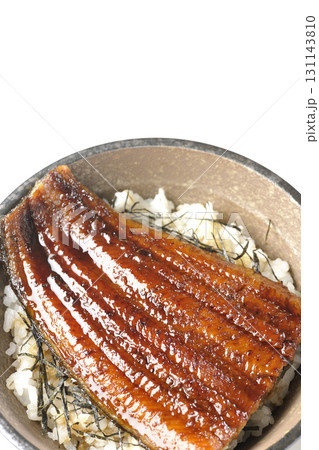 鰻丼を白背景で単品撮影 鰻丼を白背景で単品撮影 131143810