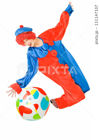 clown and ball 131147107