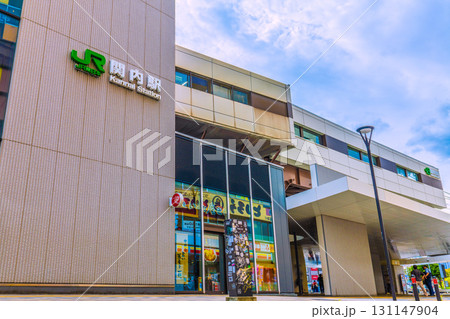 日本の横浜都市景観　関内駅（北口）などを望む＝22日 131147904