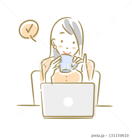 ノートパソコンの前で笑顔でコーヒーを飲む女性　ソフトなタッチのお洒落な線画イラスト 131150610