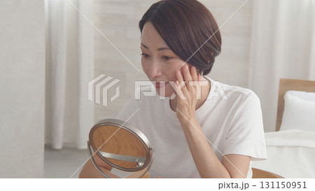 美容 肌年齢 健康イメージ  131150951